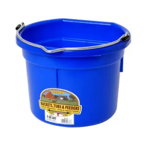 Plastic bucket calf pail with flat back